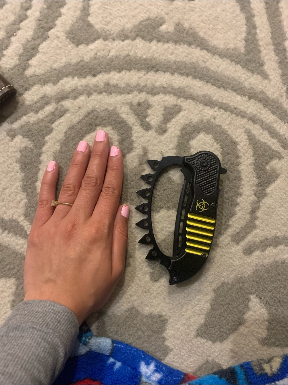 Black and Yellow Tactical Folding Knife